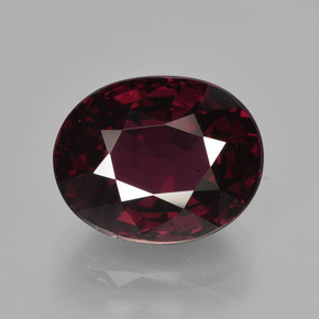 Granada rodolita vermelho natural 4,42ct, corte oval, VS