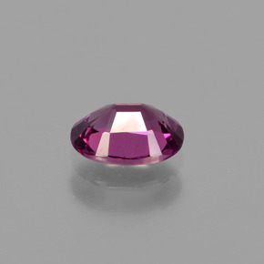 Granada rodolita vermelho natural 0,98ct, corte oval, VS