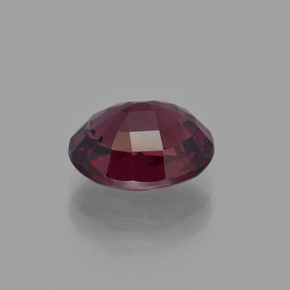 Granada rodolita vermelho natural 2,89ct, corte oval, VS