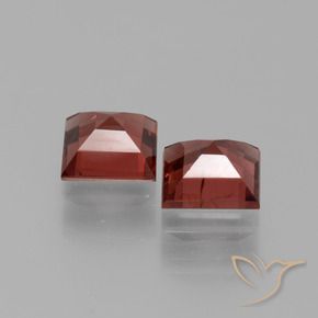 Pedras preciosas de rodolita granada Vermelho médio-escuro natural de 1.44 ct, Quadrado, VS-SI