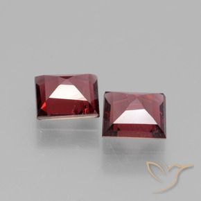 Pedras preciosas de rodolita granada vermelho médio natural de 1.37 ct, Quadrado, VS
