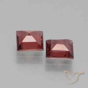 Pedras preciosas de rodolita granada Vinho Tinto Profundo natural de 1.37 ct, Quadrado, VS