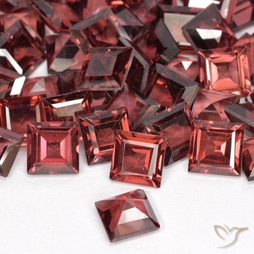 rodolita granada Vermelho escuro Natural 0.76ct, Quadrado, VS