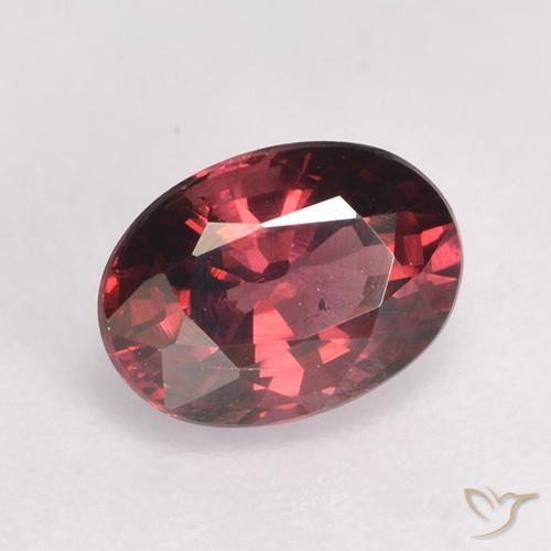 rodolita granada Vermelho escuro Natural 1.12ct, oval, VS