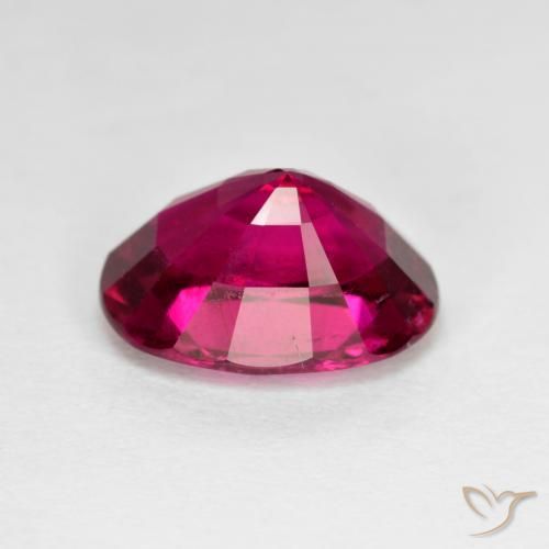 Turmalina Rubelita Vermelho escuro Natural 3.45ct, oval, VS-SI