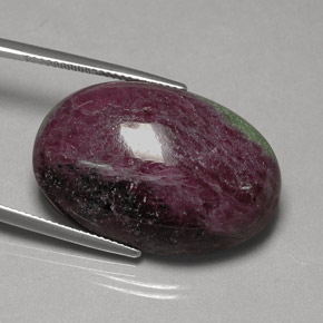 Rubi-zoisita multicolorido natural 60,73ct, corte oval, opaco