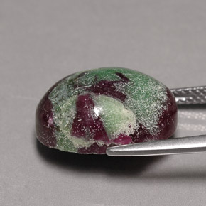 Rubi-zoisita multicolorido natural 13,91ct, corte oval, opaco