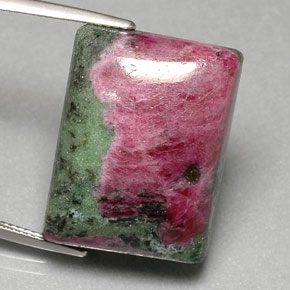 Rubi-zoisita multicolorido natural 46,78ct, baguete, opaco