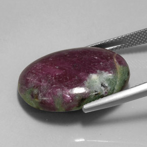 Rubi-zoisita multicolorido natural 22,73ct, corte oval, opaco