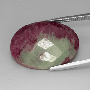Rubi-zoisita multicolorido natural 31,96ct, corte oval, opaco