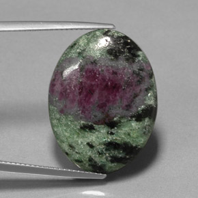 Rubi-zoisita multicolorido natural 22,72ct, corte oval, opaco