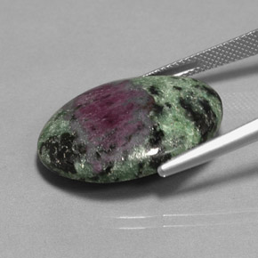 Rubi-zoisita multicolorido natural 22,72ct, corte oval, opaco