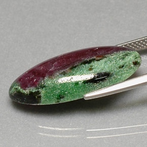 Rubi-zoisita multicolorido natural 17,23ct, marquise, opaco