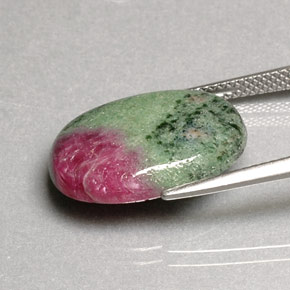 Rubi-zoisita multicolorido natural 11,08ct, corte oval, opaco