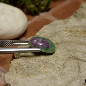 Rubi-zoisita multicolorido natural 4,00ct, corte oval, opaco