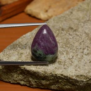 Rubi-zoisita multicolorido natural 8,53ct, formato de pêra, opaco