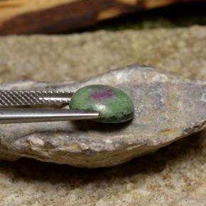 Rubi-zoisita multicolorido natural 2,95ct, corte redondo, opaco