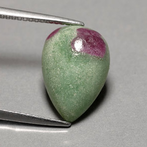 Rubi-zoisita multicolorido natural 5,73ct, formato de pêra, opaco