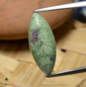 Rubi-Zoisite Verde Médio-Claro Natural 5.98ct, Marquesa, Opaco