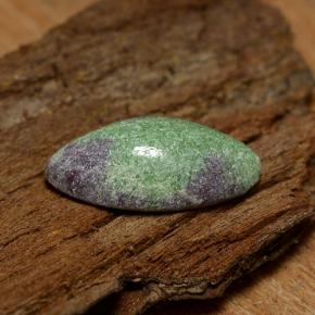Rubi-zoisita verde natural 5,81ct, marquise, opaco
