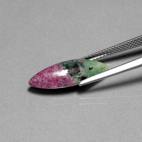 Rubi-zoisita multicolorido natural 5,06ct, marquise, opaco
