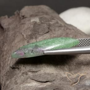 Rubi-Zoisite Multicolorido Natural 6.93ct, Marquesa, Opaco