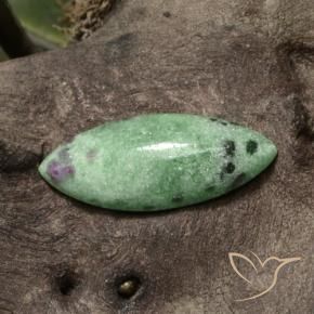 Rubi-Zoisite Verde médio Natural 9.35ct, Marquesa, Opaco