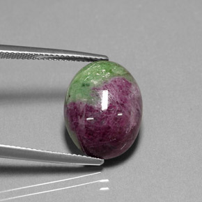 Rubi-zoisita multicolorido natural 16,74ct, corte oval, opaco