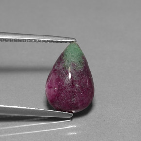 Rubi-zoisita multicolorido natural 5,85ct, formato de pêra, opaco