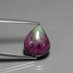 Rubi-zoisita multicolorido natural 11,49ct, formato de pêra, opaco