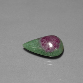 Rubi-zoisita multicolorido natural 13,36ct, formato de pêra, opaco