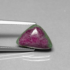 Rubi-zoisita multicolorido natural 5,18ct, trillion, opaco