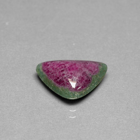 Rubi-zoisita multicolorido natural 5,18ct, trillion, opaco