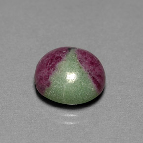 Rubi-zoisita multicolorido natural 7,70ct, corte oval, opaco