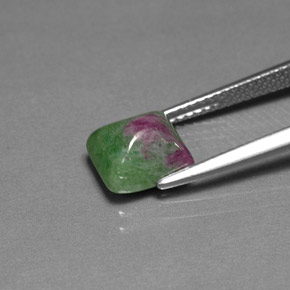 Rubi-zoisita multicolorido natural 3,01ct, baguete, opaco