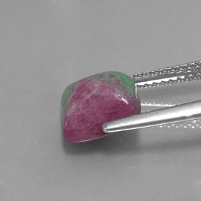 Rubi-zoisita multicolorido natural 3,22ct, baguete, opaco