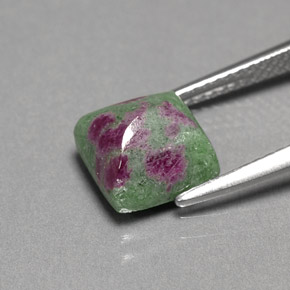 Rubi-zoisita multicolorido natural 4,04ct, quadrado, opaco