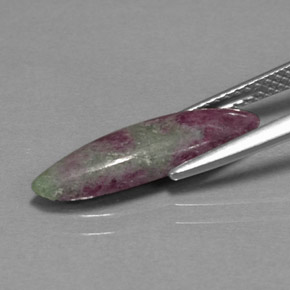 Rubi-zoisita multicolorido natural 3,22ct, marquise, opaco