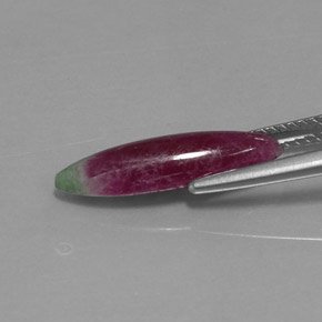Rubi-zoisita multicolorido natural 3,94ct, marquise, opaco
