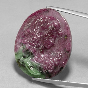 Rubi-zoisita multicolorido natural 41,32ct, forma extravagante, opaco