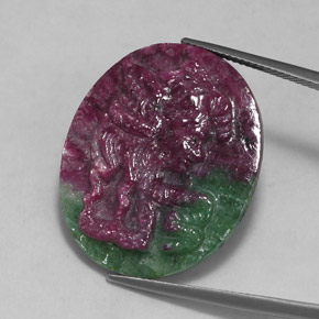 Rubi-zoisita multicolorido natural 30,46ct, forma extravagante, opaco