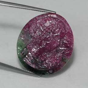 Rubi-zoisita multicolorido natural 32,60ct, forma extravagante, opaco