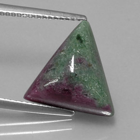 Rubi-zoisita multicolorido natural 8,77ct, trillion, opaco