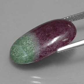 Rubi-zoisita multicolorido natural 13,64ct, corte oval, opaco