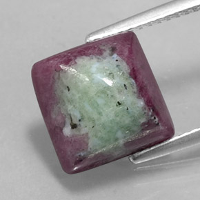 Rubi-zoisita multicolorido natural 7,66ct, quadrado, opaco