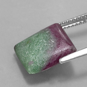 Rubi-zoisita multicolorido natural 5,70ct, quadrado, opaco