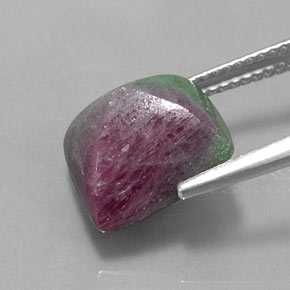 Rubi-zoisita multicolorido natural 8,46ct, quadrado, opaco