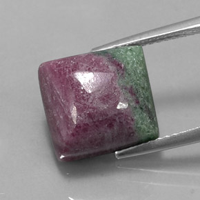 Rubi-zoisita multicolorido natural 10,70ct, quadrado, opaco