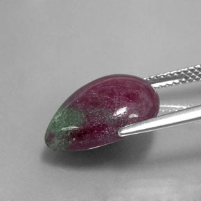 Rubi-zoisita multicolorido natural 9,65ct, formato de pêra, opaco