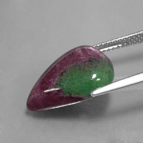 Rubi-zoisita multicolorido natural 10,24ct, formato de pêra, opaco